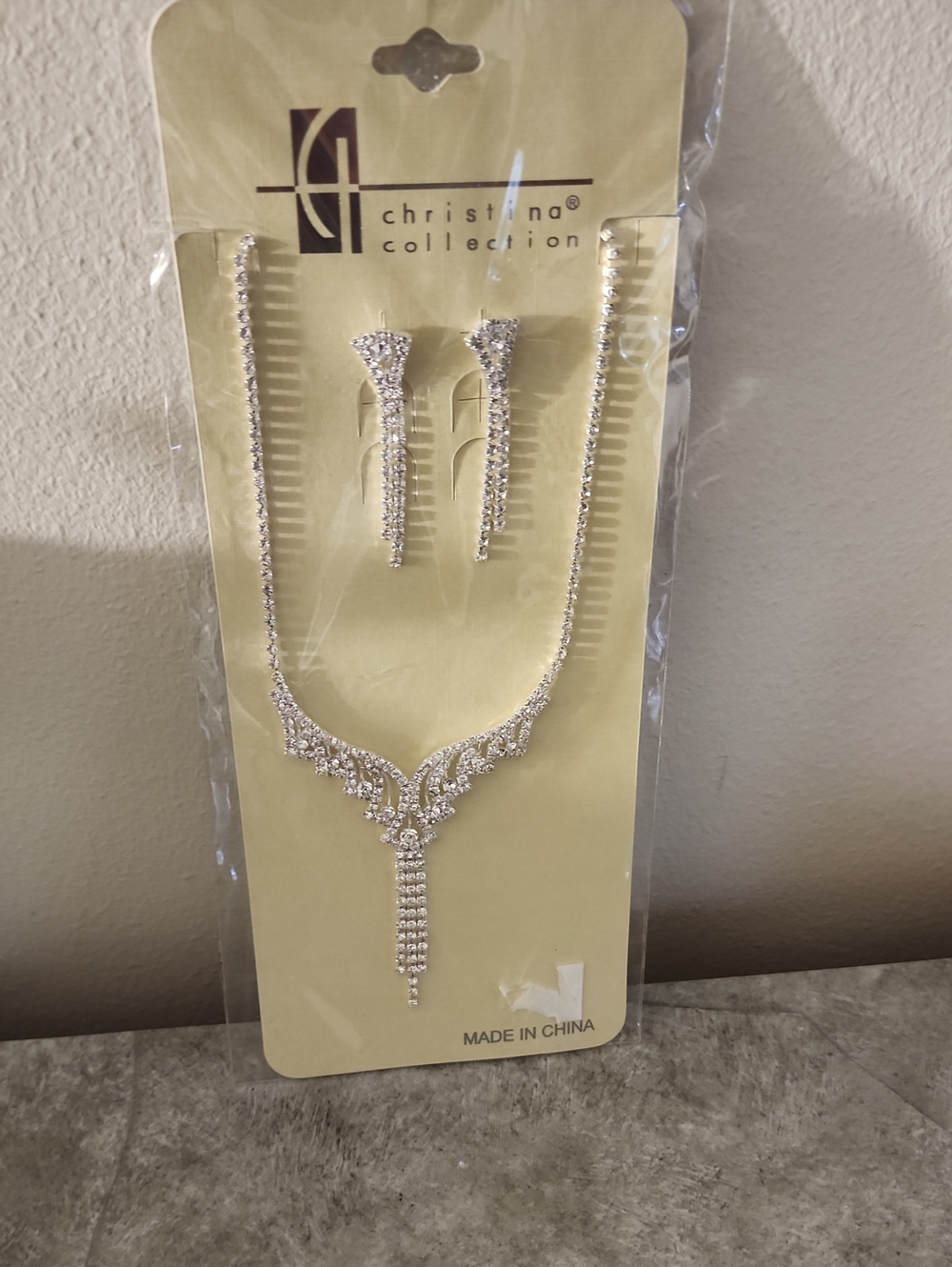 Silver Crystal Necklace and Earrings Set - Silver